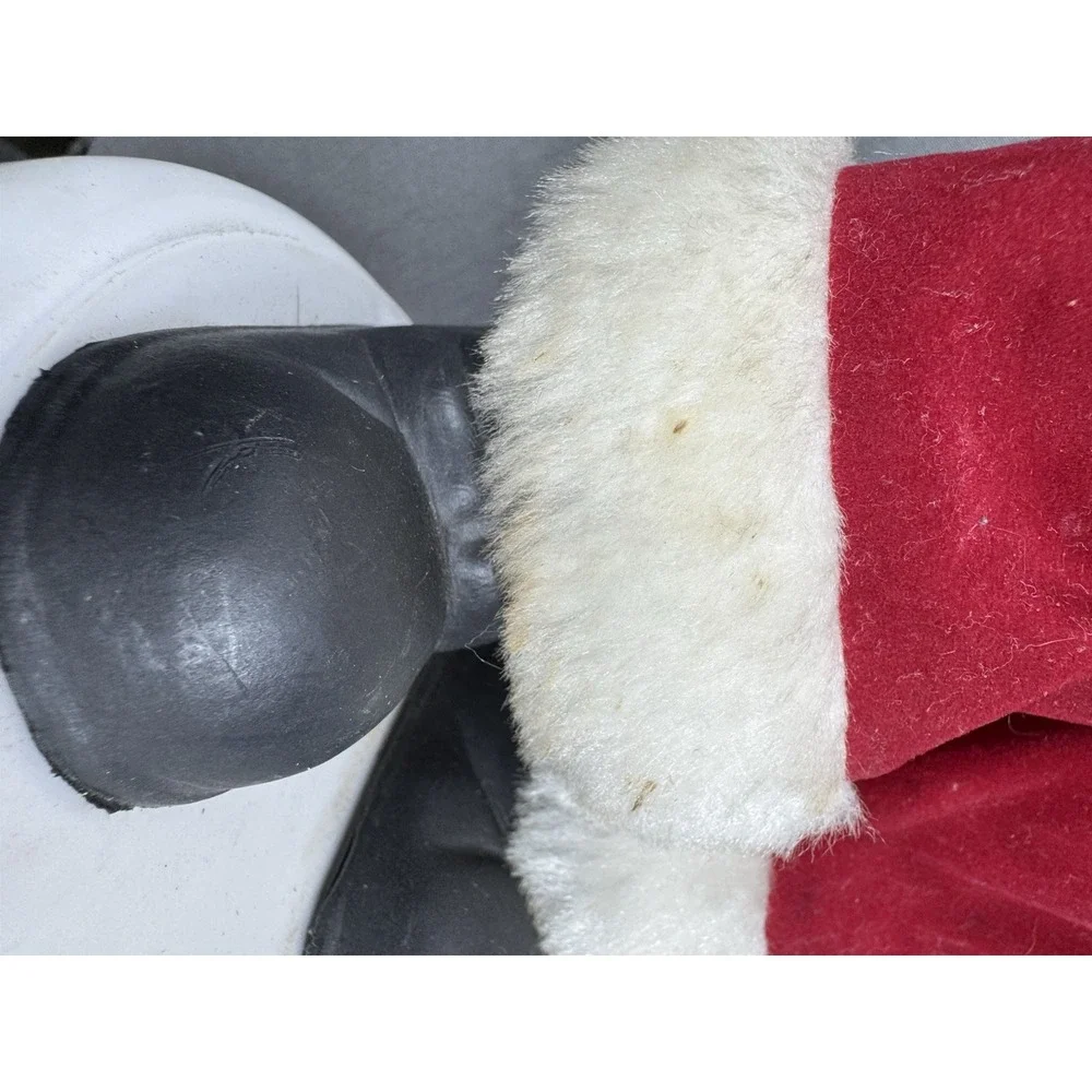 Holiday Classics vintage santa